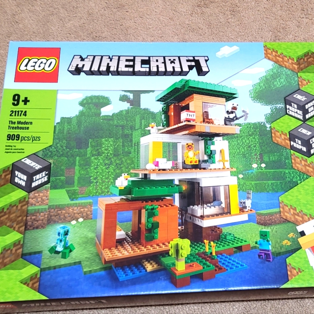 *NEW* Lego Minecraft The Modern Treehouse (21174)